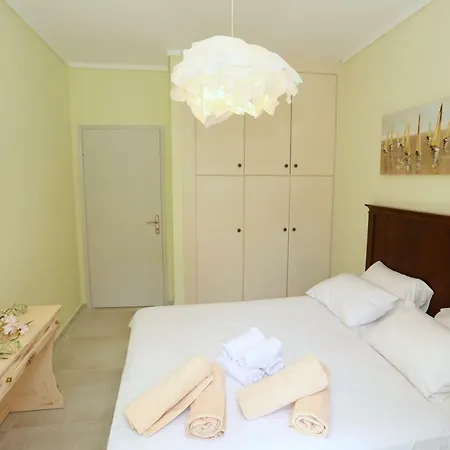 Elia Apartment