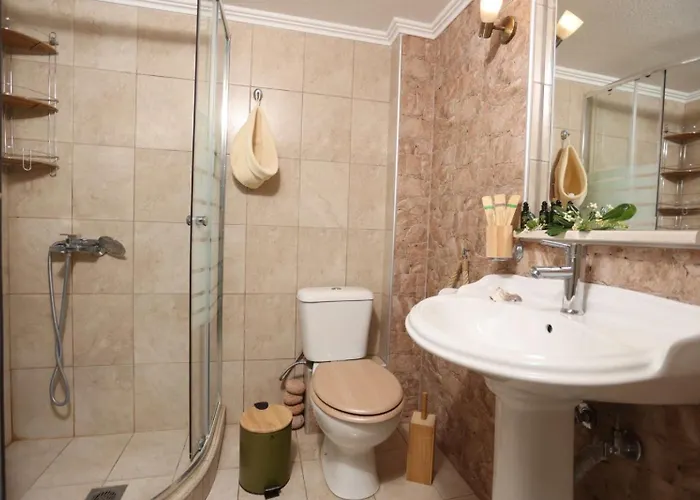 Elia * Skála Foúrkas