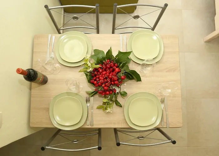 Elia * Skála Foúrkas