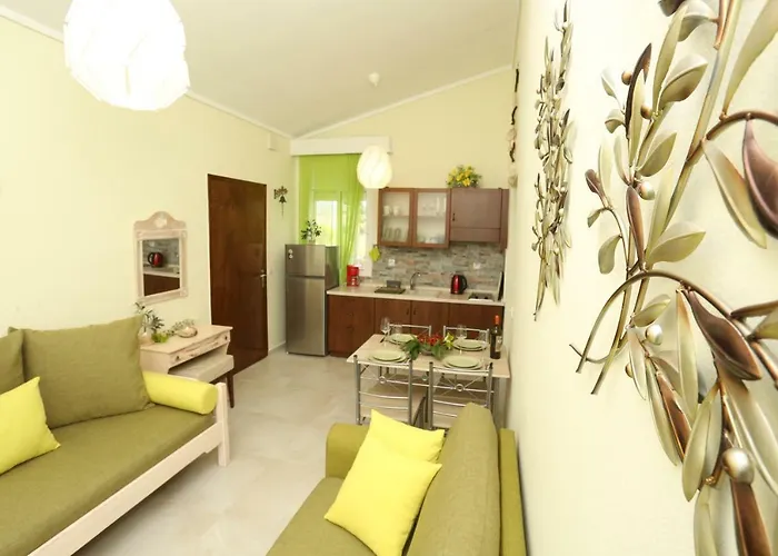 Elia * Skála Foúrkas