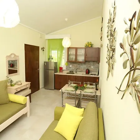 Elia * Skala Fourkas