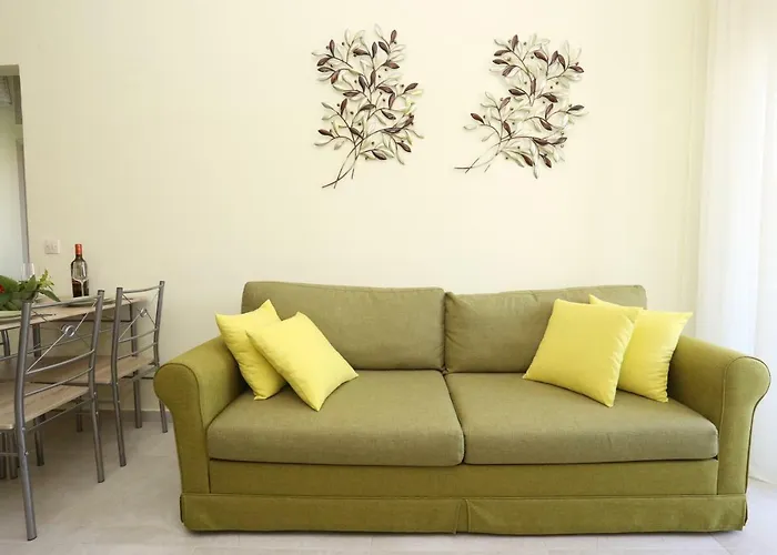 Elia Appartement *